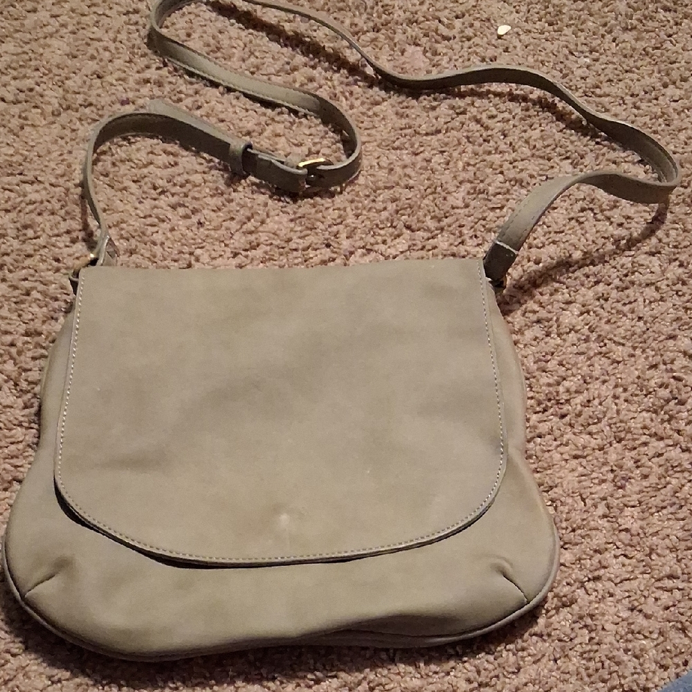 Elegant Tan Shoulder Bag